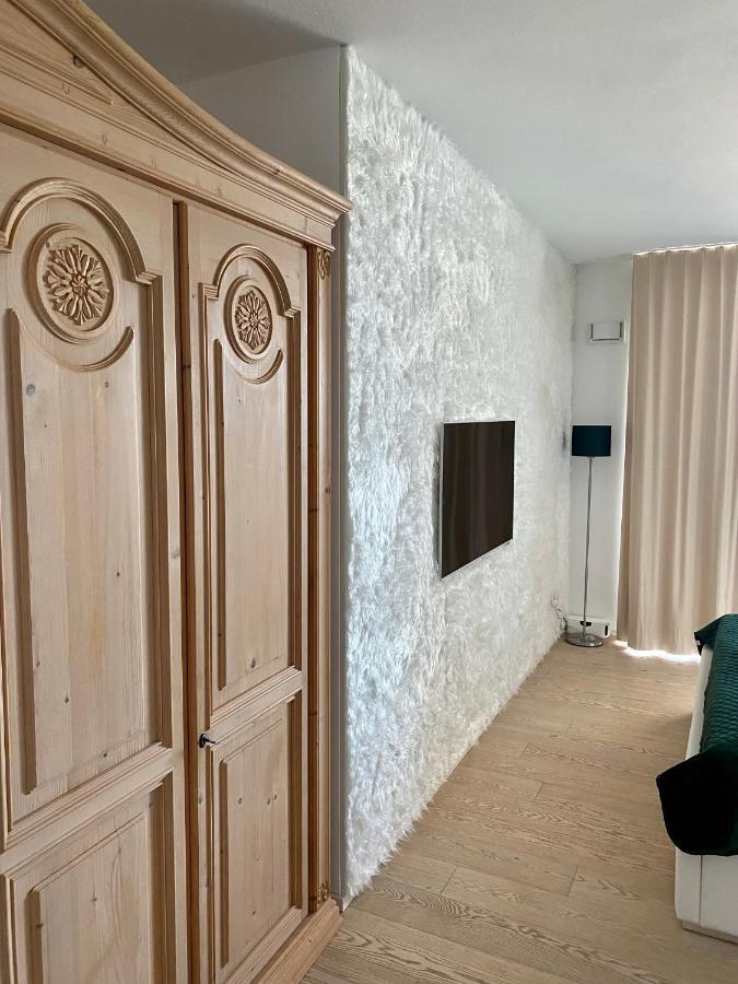 Alpen-Panorama Suite - Einzigartige Privatsuite Hoch Ueber Muenchen, 12Tes Og, Alpenblick, Loggia, Whirlpool, 15 Minuten Zum Zentrum, Ruhe Und Erholung In Der Stadt Muenchen Fuer Privat Und Geschaeftlich Reisende Экстерьер фото